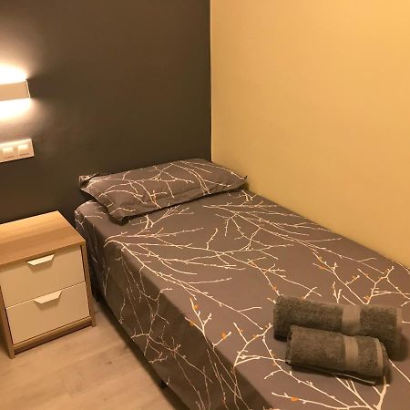Cerdanyola Centro Apartment Cerdanyola del Valles Luaran gambar