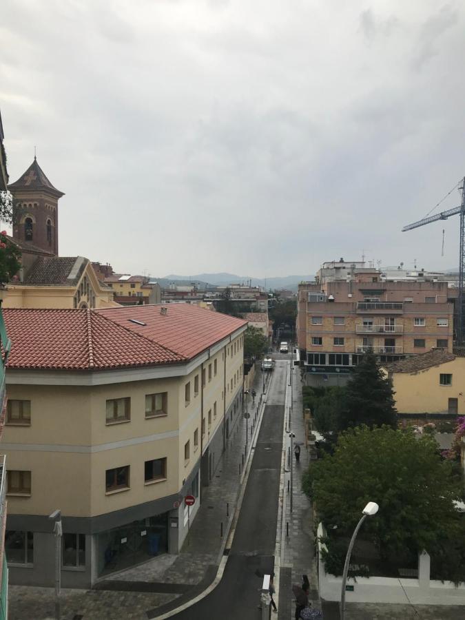 Cerdanyola Centro Apartment Cerdanyola del Valles Luaran gambar